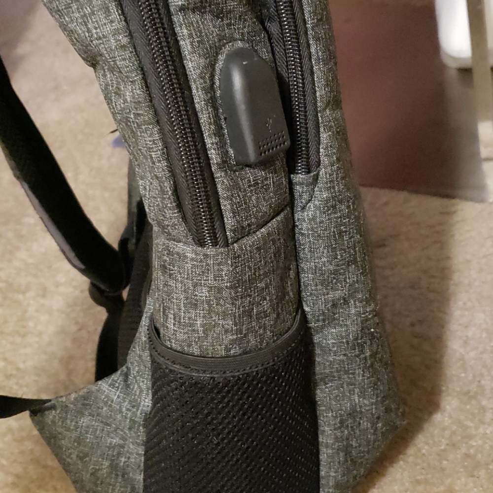 CoolBell backpack - Picture 5 of 9
